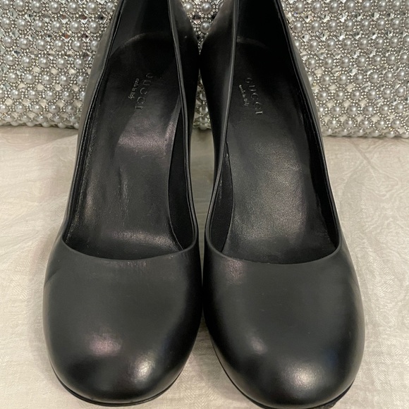 Authentic GUCCI Heels - Picture 6 of 14